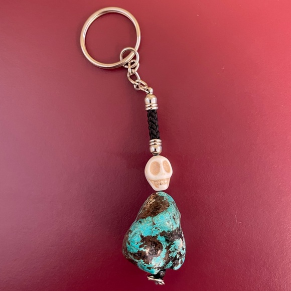Skull Turquoise Handmade Keychain - Picture 1 of 3